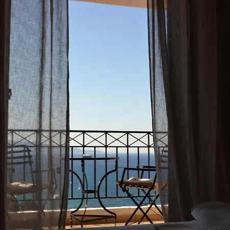 Giannatos Studios- Isabella Poros (Kefalonia)