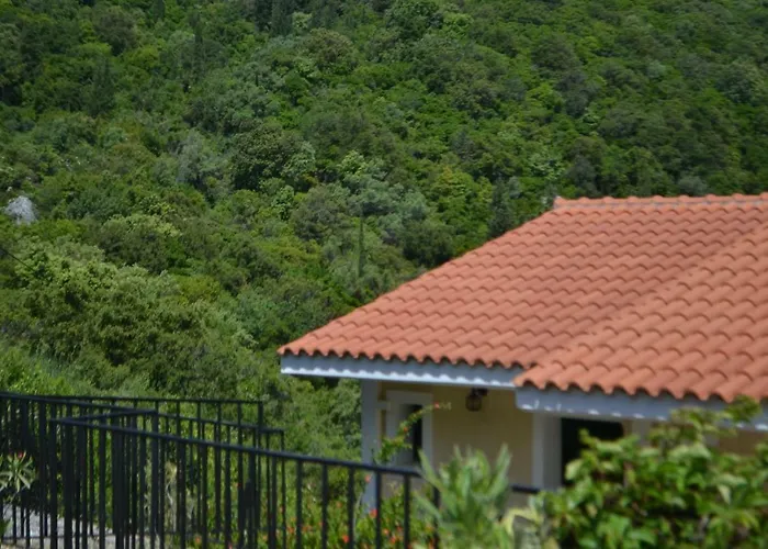 Giannatos Studios- Isabella Апартаменты